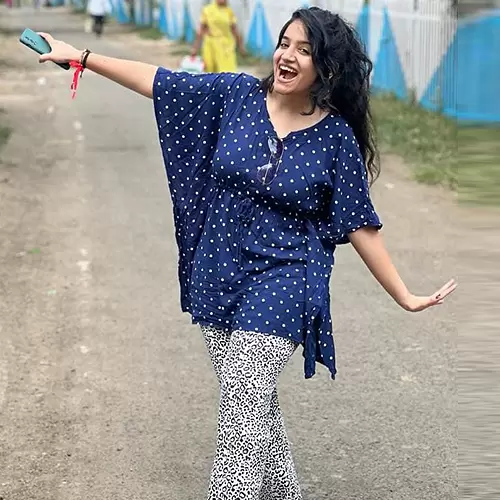 MMA-India-Team-Photo-Shalini-Bhagchandani-2 {{brizy_dc_image_alt imageSrc=