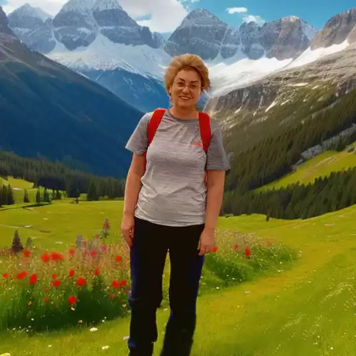 MMA-UK-Team-Photo-Gabriela-Hoare-02 {{brizy_dc_image_alt imageSrc=