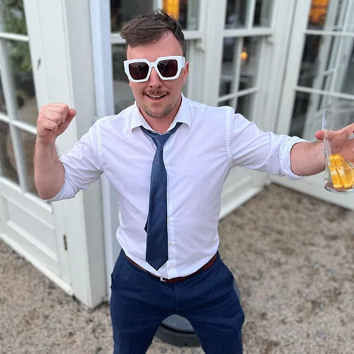 bryden codey senior international account manager back {{brizy_dc_image_alt imageSrc=